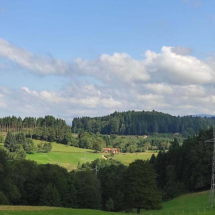 Gite La Roche Bertignat Dış mekan fotoğraf